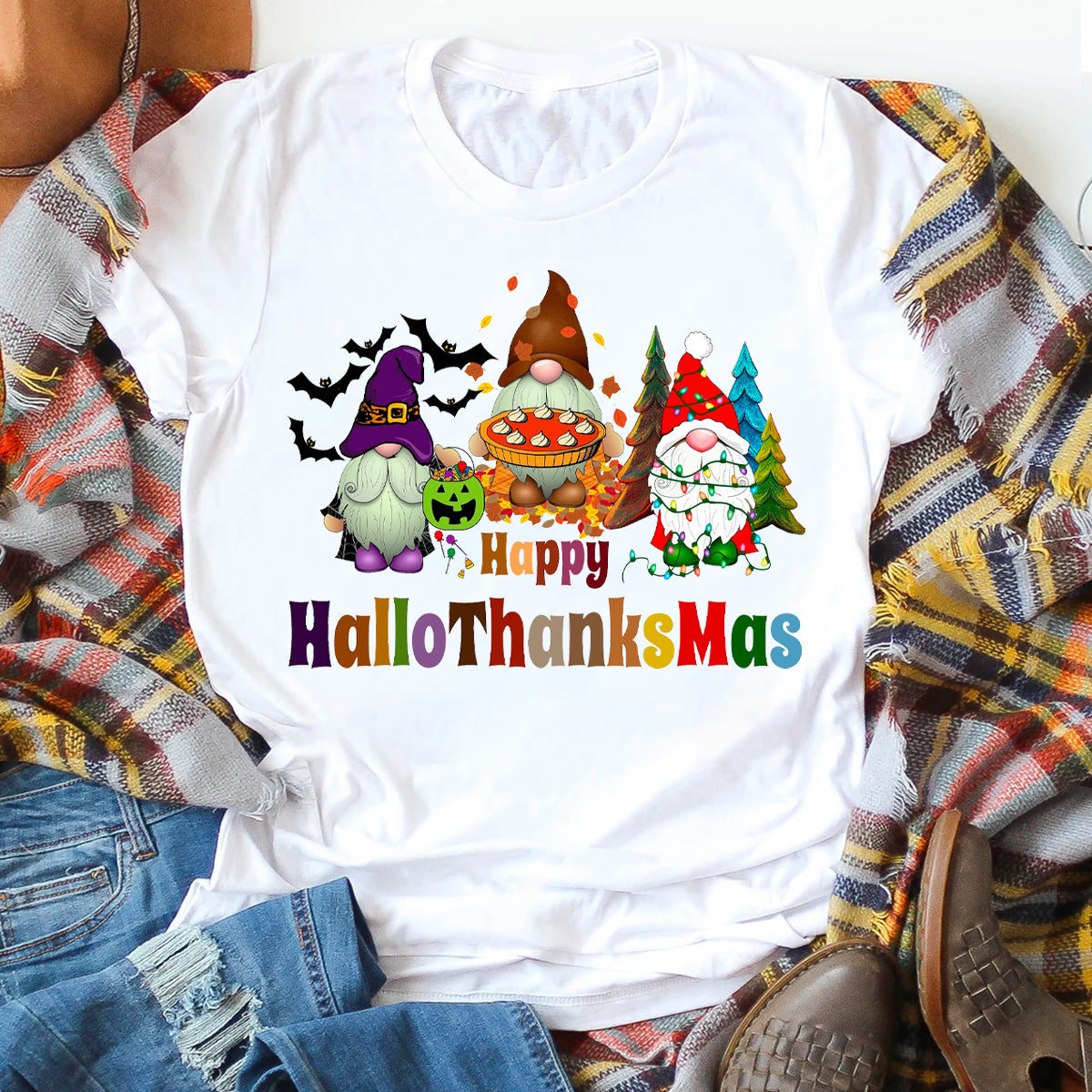 HalloThanksMas Gnomes T-Shirt