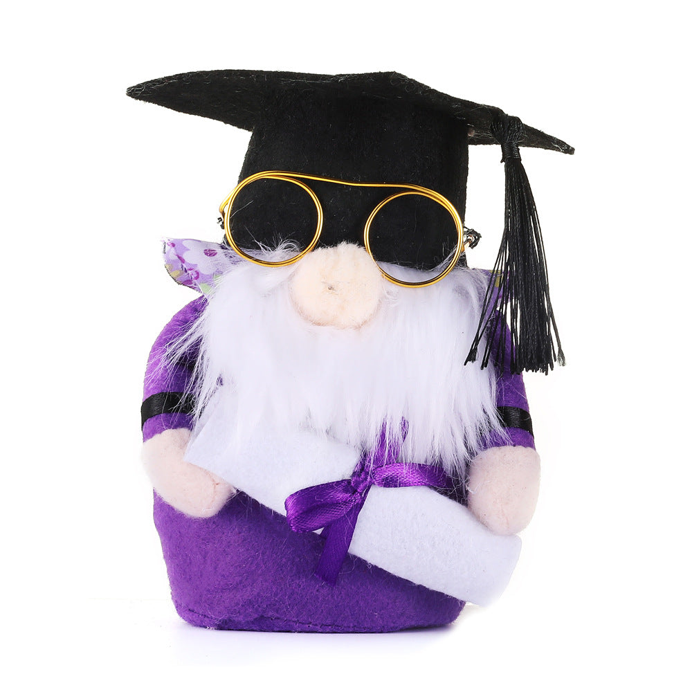 Congrats Grad Gnome