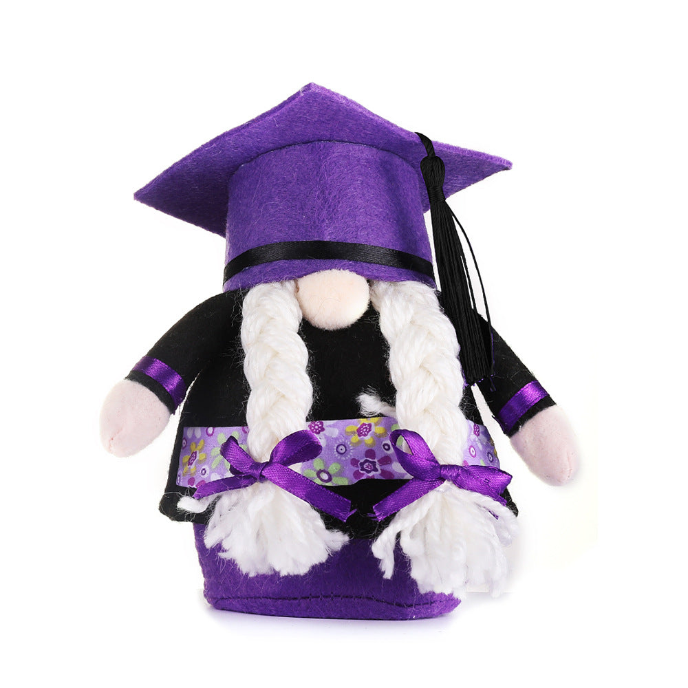 Congrats Grad Gnome
